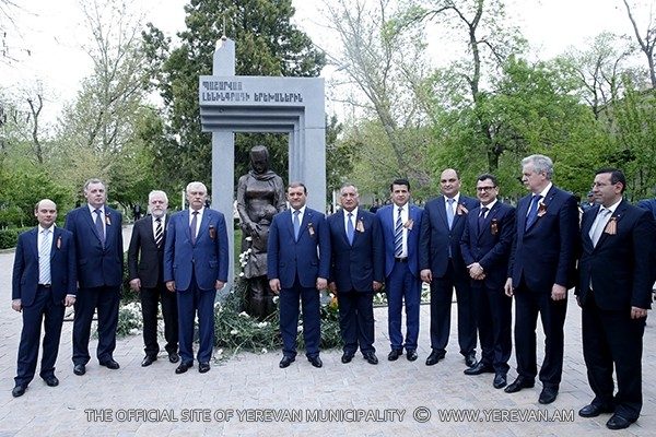 изготовление памятника на заказ