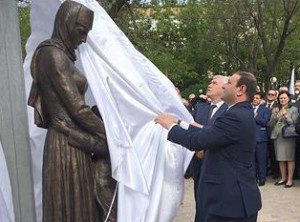 Открытие памятника на заказ